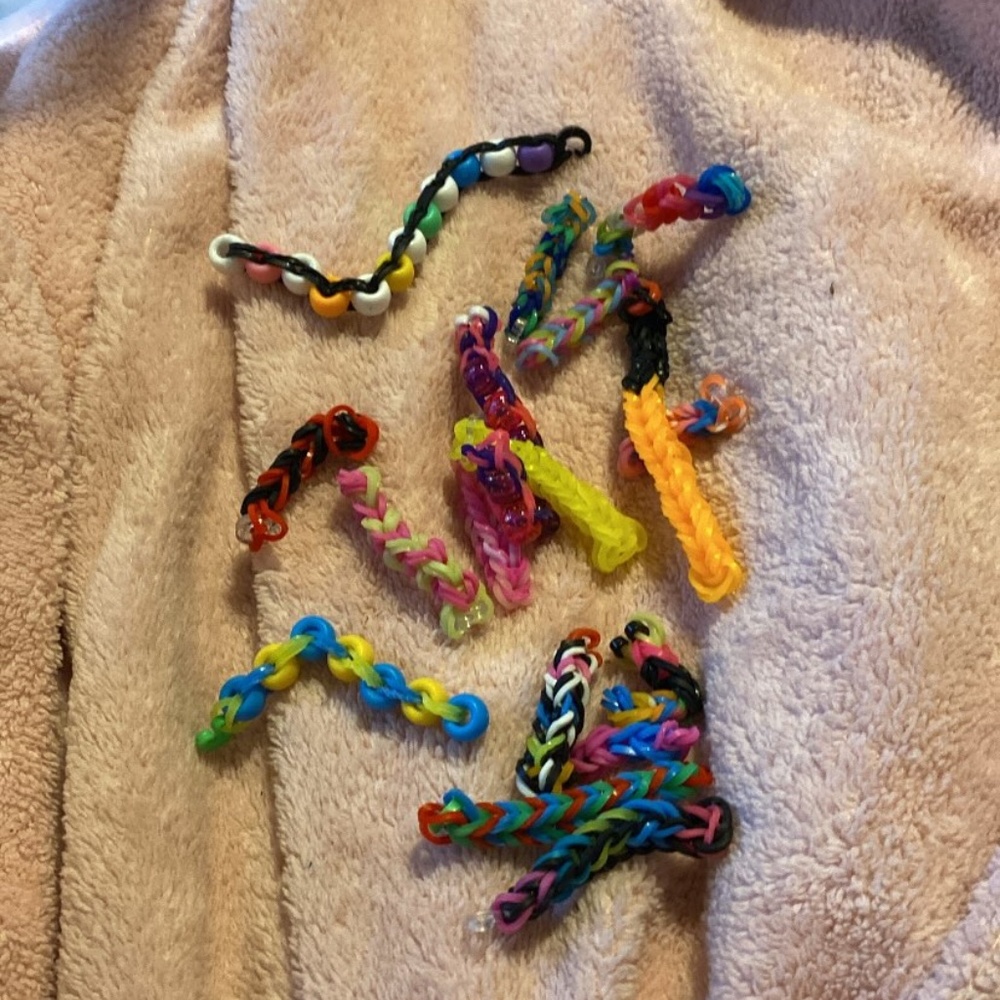 Bracelets - Picture 4 of 4